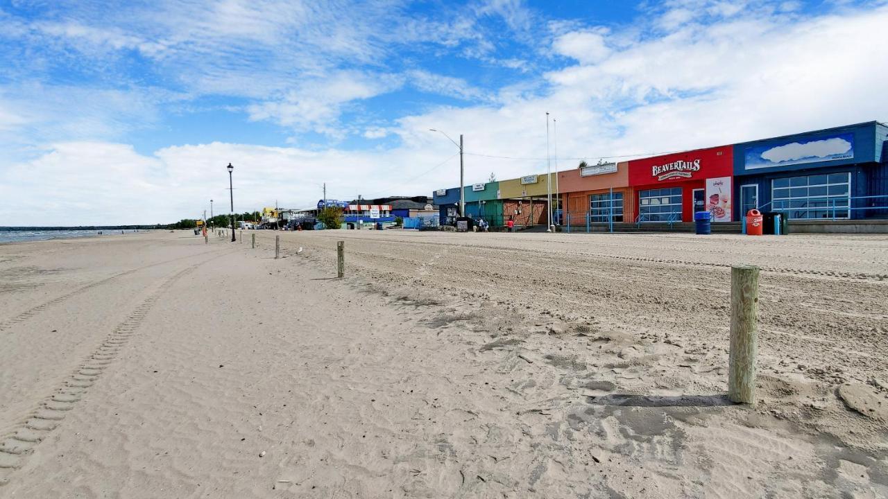 Main Beach River Retreat - Wasaga Beach 1 - Main Strip - 93 Mosley St Buitenkant foto